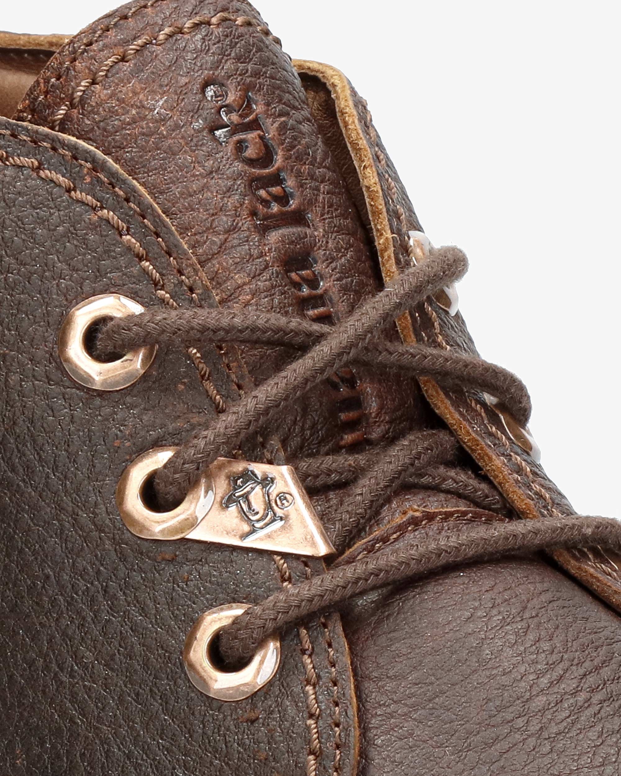 Bota Panama C44 Napa Grass Castaño - Image 8