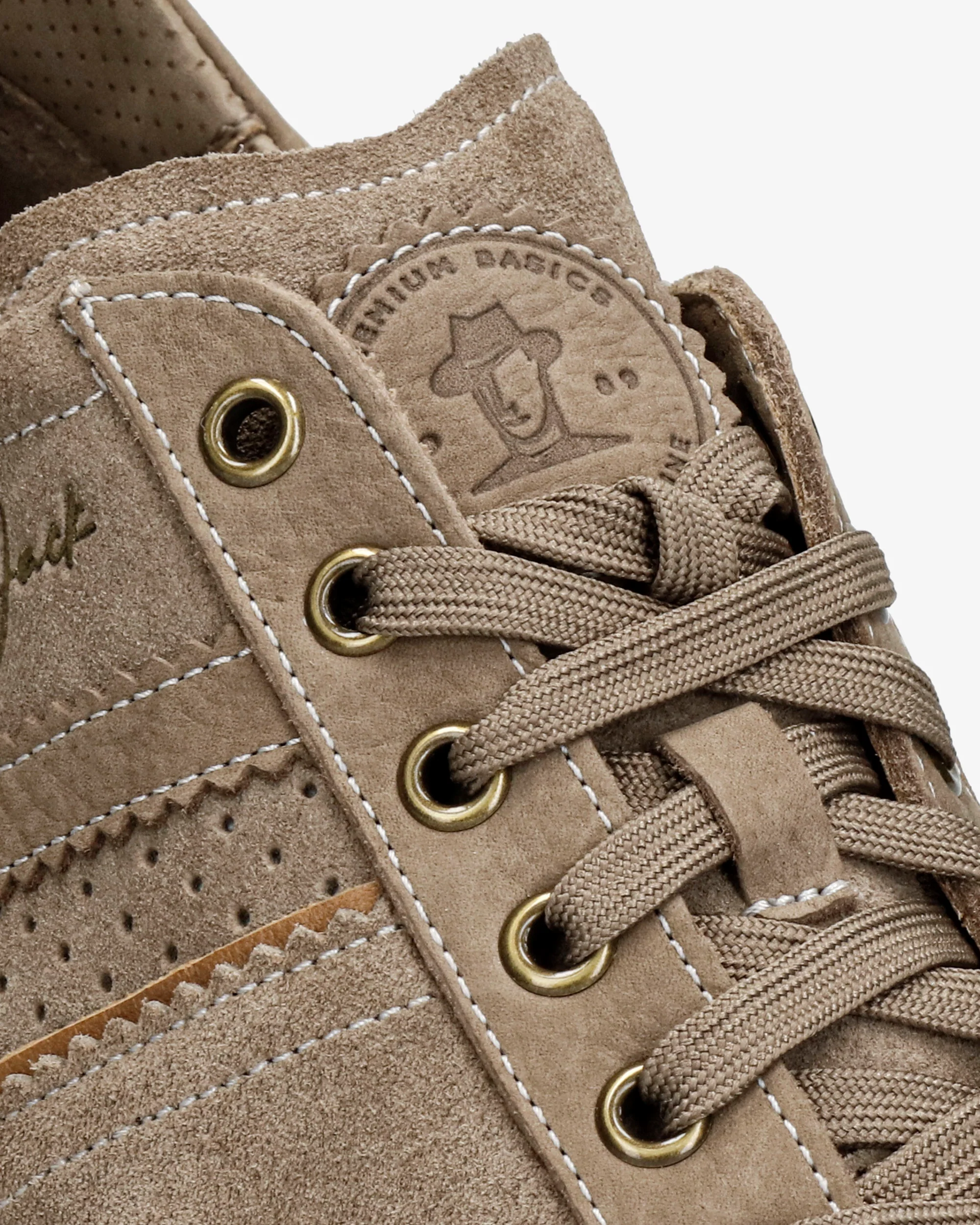 Game C9 Velour Taupe - Image 8