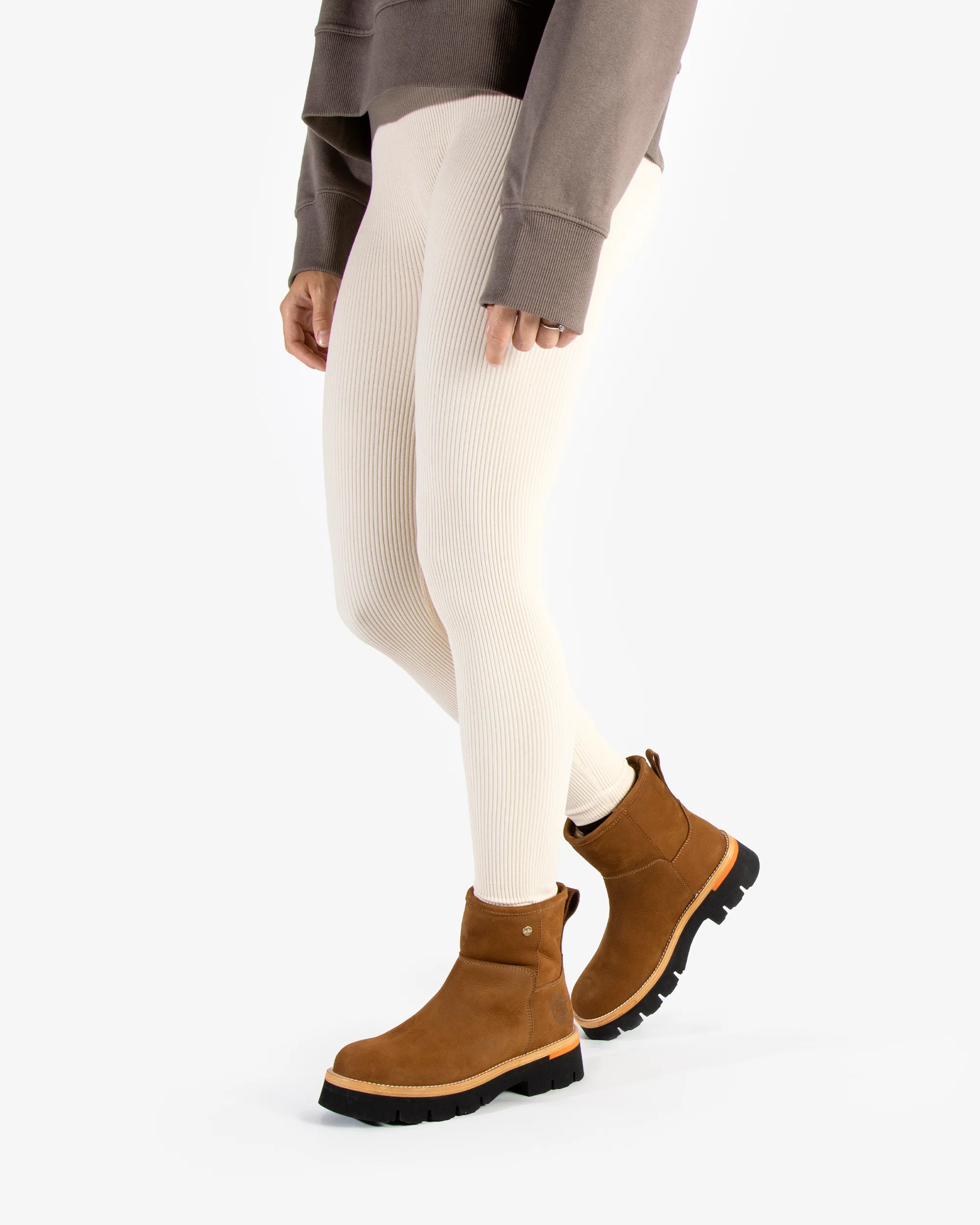 Laia B1 Nobuck Cuero - Image 4