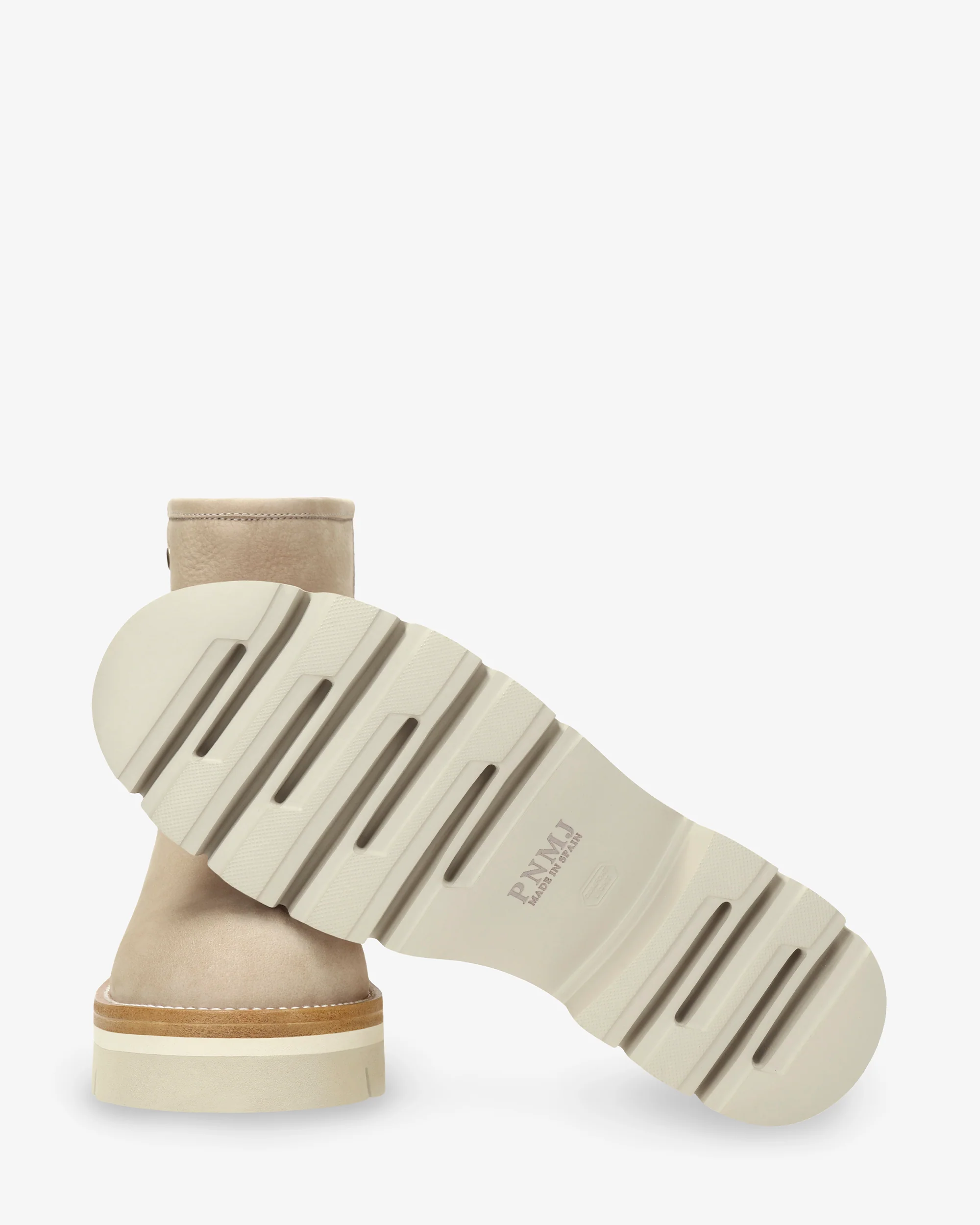 Laia B5 Nobuck Crudo - Image 6